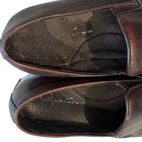 Kenneth Cole Men’s Distressed Brown Leather Slip-On Casual Shoes, Size 9 - Picture 4 of 6